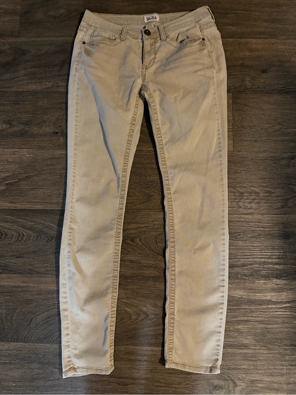 Mudd Jeans 90’s - 2000’s Women's Beige Stretch Skinny Junior’s Size 7 Jeans. 28”